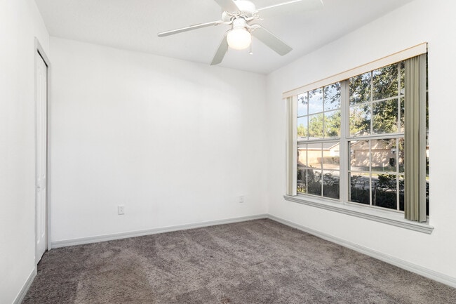 923 Sandy Ridge Dr, Davenport, FL 33896 - photo 7