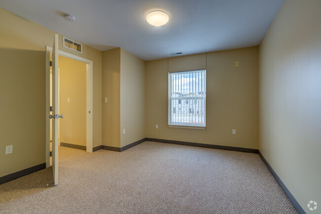 4BR, 2.5BA - 1,611SF - Bedroom 1