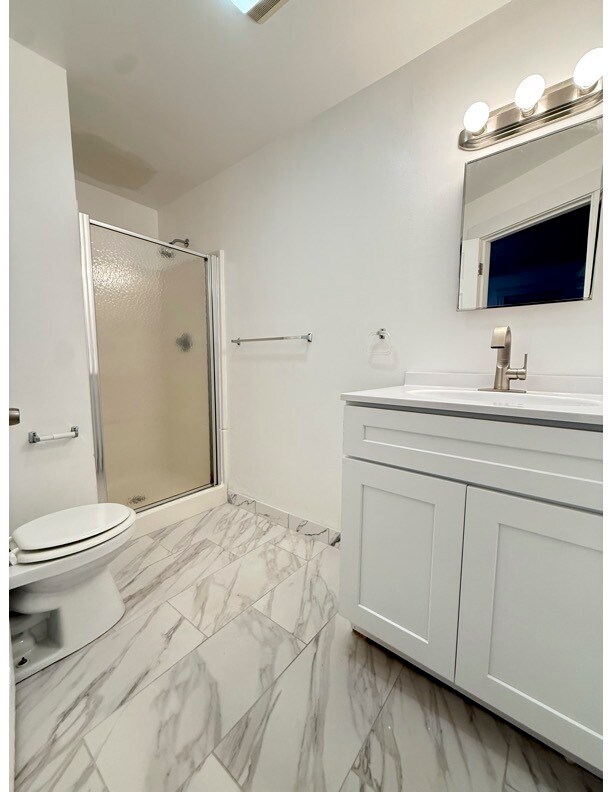 242 4th Ave unit 2, Woonsocket, RI 02895 - photo 4