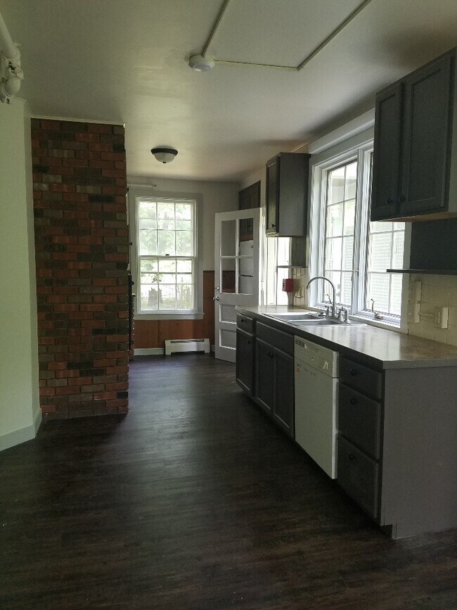 115 Llenroc Ct unit B, Ithaca, NY 14850 - photo 3