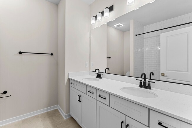 19716 Sepia Square, Ashburn, VA 20147 - photo 5