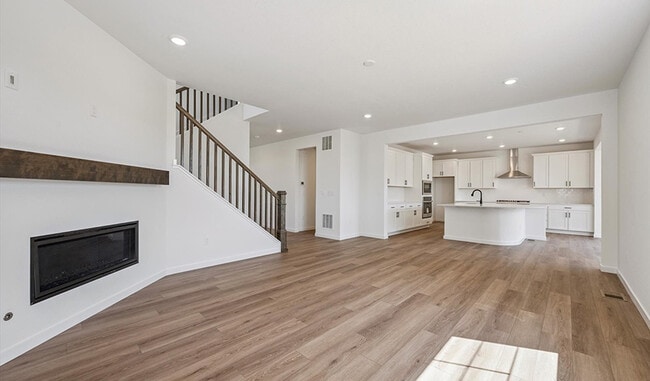 25020 E 42nd Ave, Aurora, CO 80019 - photo 5