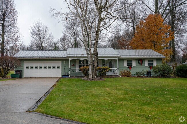 Ranch style homes are common in Mercer.
