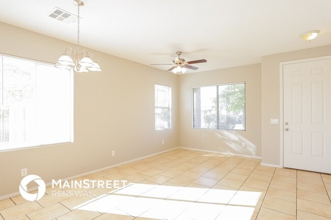 7322 W Wolf St, Phoenix, AZ 85033 - photo 6