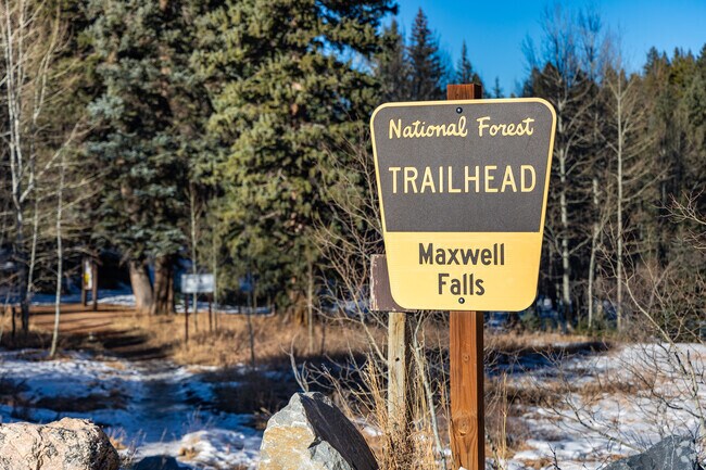 The Maxwell Falls trailhead winds through the nearby forestry in Conifer.
