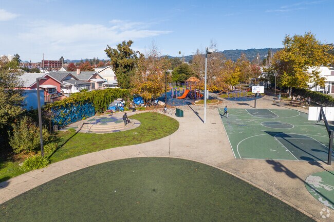 Cesar Chavez Park is located in Oakland.