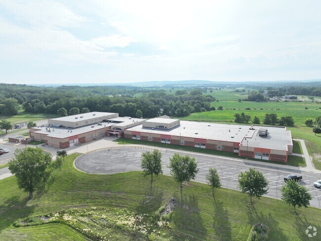 Albany Elementary School serves preschool and grades K-5.