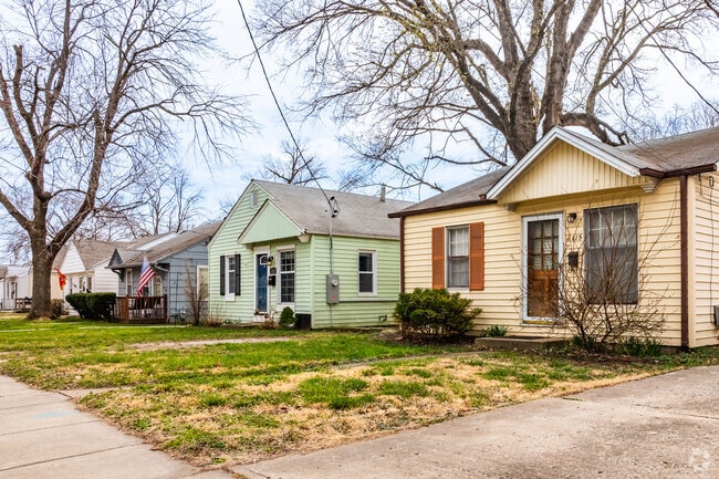 Cooley Highlands has several brightly colored homes lining it's quiet streets.