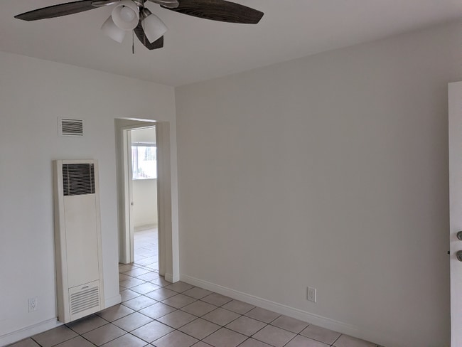 6501 Stafford Ave unit 4, Huntington Park, CA 90255 - photo 5