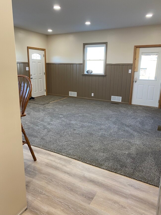 105 Wapak St unit Suite 1, Wapakoneta, OH 45895 - photo 7