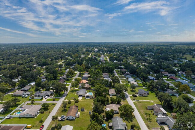 Florida Shores is a coveted Edgewater neighborhood.