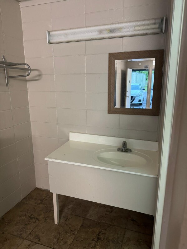 7928 unit 1, Jasper, FL 32052 - photo 6