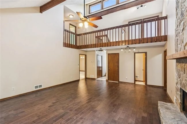 1616 Maple Ridge Dr, Suwanee, GA 30024 - photo 3