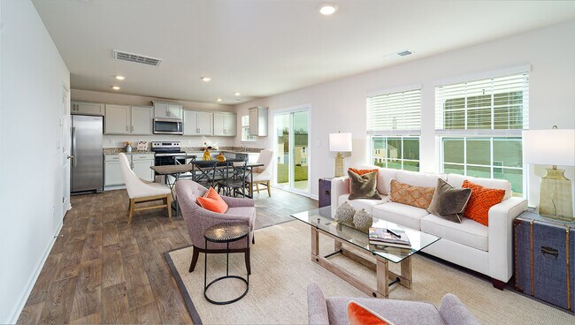 2002 10th St unit 36204747, Hickory, NC 28602 - photo 5