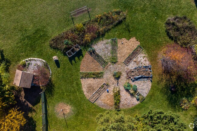 A garden area at Prairie Hill Waldorf School.