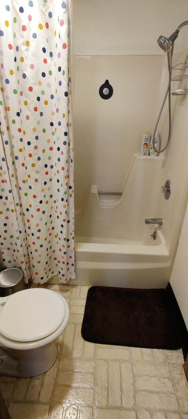 Bathtub