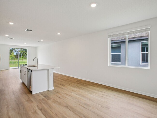 280 Lazy Shore Dr, Nokomis, FL 34275 - photo 6