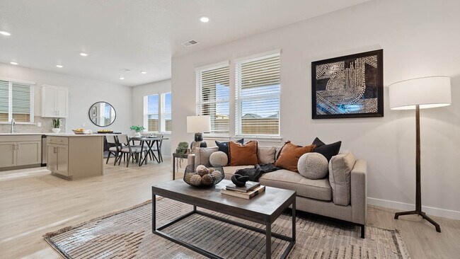 21633 SE Fuji Dr, Bend, OR 97702 - photo 6