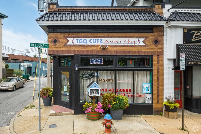 This barber along York Rd near Kenilworth Park takes pride in his shop's curb appeal.