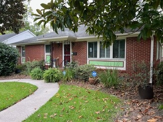 401 E 56th St, Savannah, GA 31405