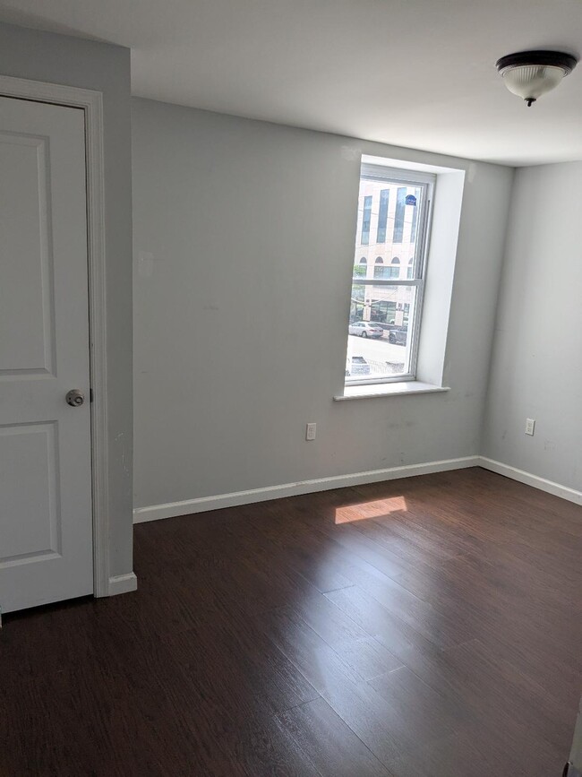 204 Cherry St Unit 2nd floor, Norristown, PA 19401
