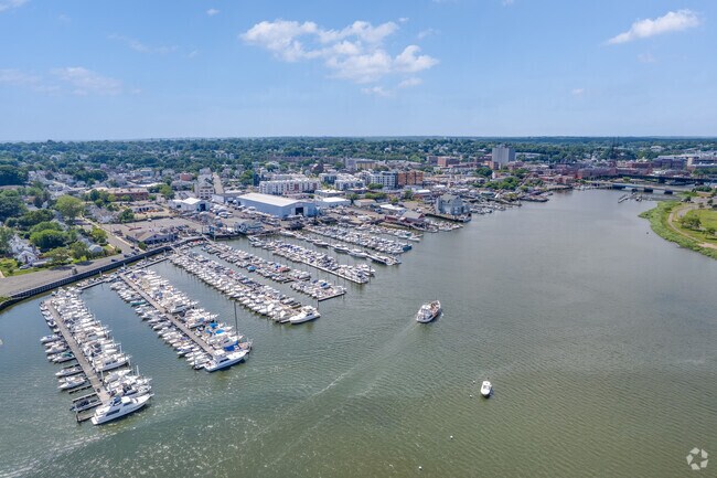 Members of Ischoda Yacht Club in South Norwalk enjoy direct access to the Norwalk Harbor.