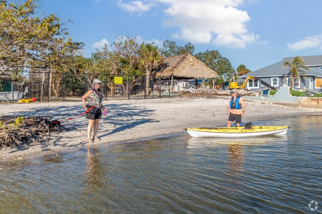 Old Englewood Village is located right on Lemon Bay, making it a boater's paradise.