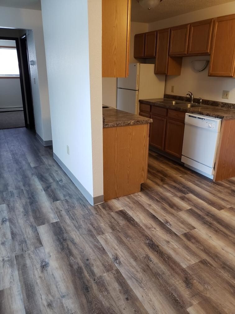 Silver Leaf Property Management Grand Forks 3427 S 10th St S, Grand