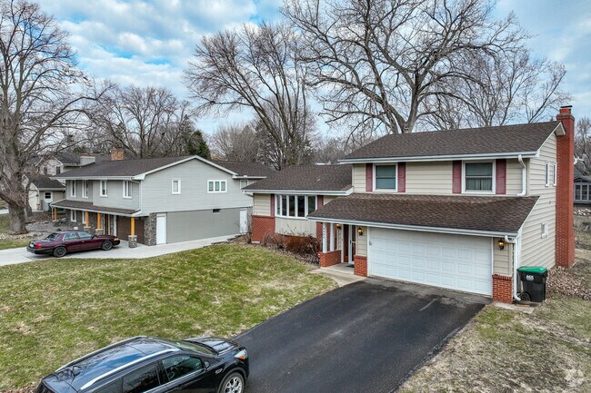 Residents of Hidden Valley enjoy traditional mid to late-20th century homes with large city lots.