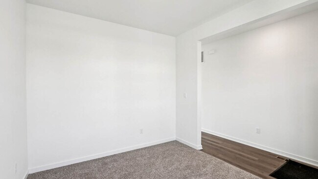 1434 Jackson Dr, Pingree Grove, IL 60140 - photo 4