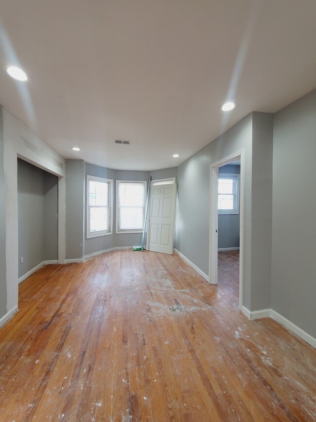 111 Myrtle Ave unit 2, Jersey City, NJ 07305 - photo 3