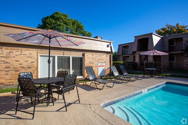 South Pointe Apartments - 2601 Silver Pine Blvd, Shreveport