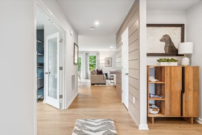 8520 Wilson Creek Ln, Glen Allen, VA 23060 - photo 2