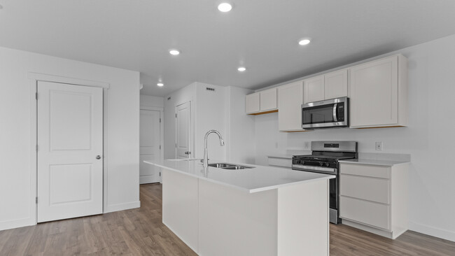 4474 N McKechnie Way unit 1095, Lehi, UT 84048 - photo 5