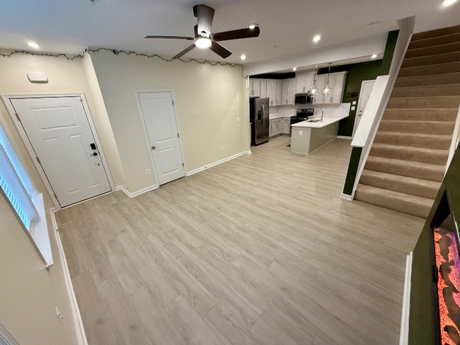 803 Haversack Hunt Way unit A, Glen Allen, VA 23060 - photo 2