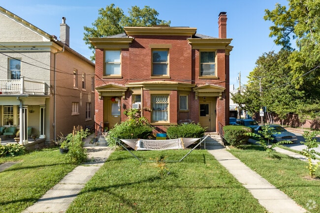 Some properties in Gratz Park feature duplexes.