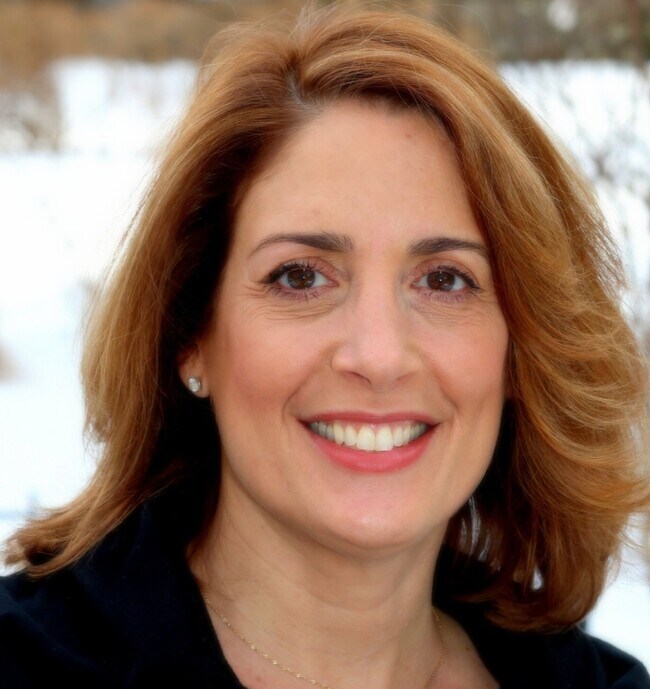 Tracey Hollerbach