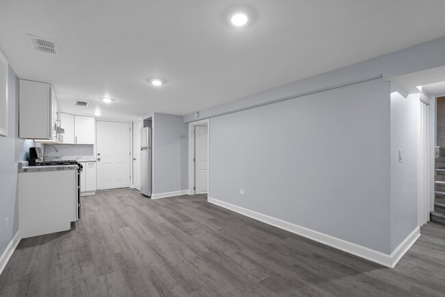 5620 N Marmora Ave unit G, Chicago, IL 60646 - photo 7