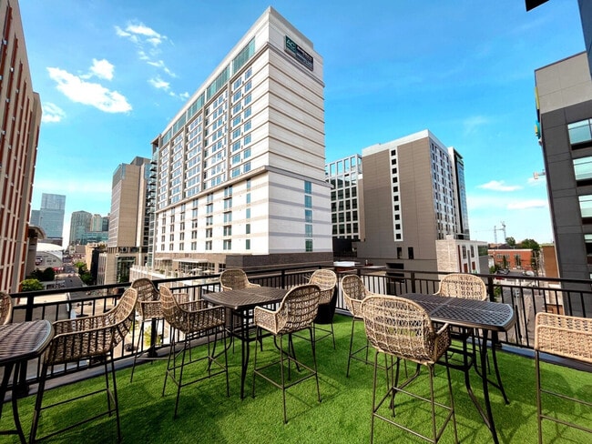 401 Korean Veterans Blvd unit ID1351411P, Nashville, TN 37201 - photo 7