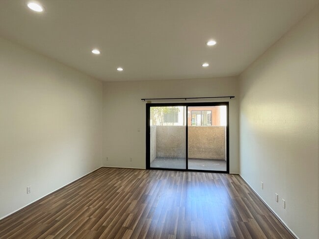 8180 Manitoba St unit 154, Playa Del Rey, CA 90293 - photo 6