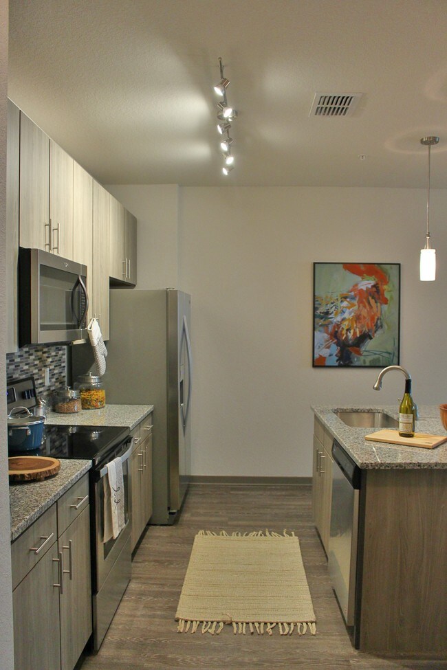 The Strand, Oviedo, FL 32765 - photo 4