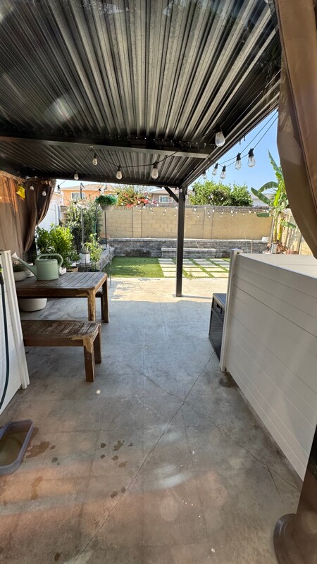 938 E Franke St, Carson, CA 90746
