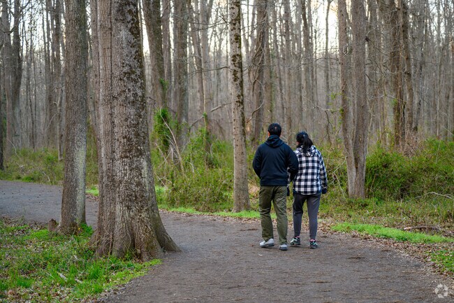 Rose Hill is close to nature despite being a suburb of DC.