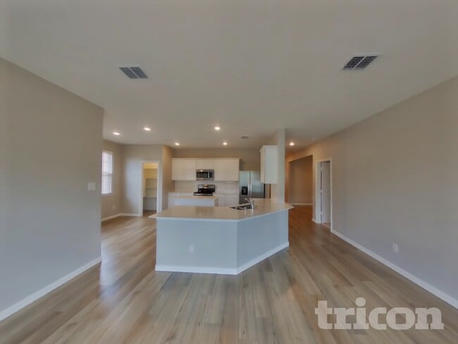 448 Walpole Ct, Fate, TX 75189 - photo 4