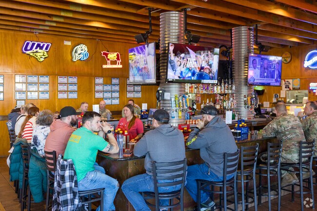 Jethro's BBQ n' Pork Chop Grill is a favorite restaurant of Northwest Johnston residents.