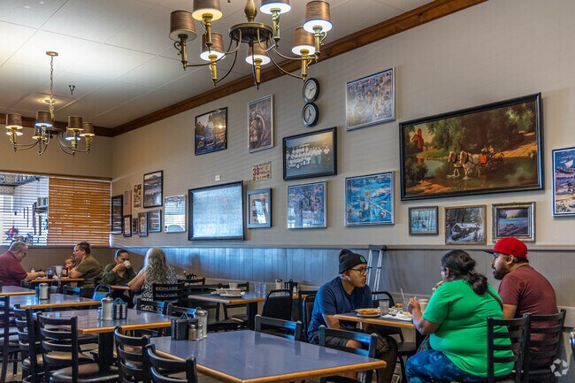 Dining options in Valhalla include Grandma's Kitchen with a breakfast style menu.