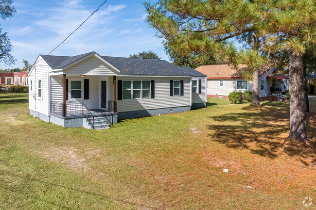 Wooden cottages are also very popular around Richmond Hill.