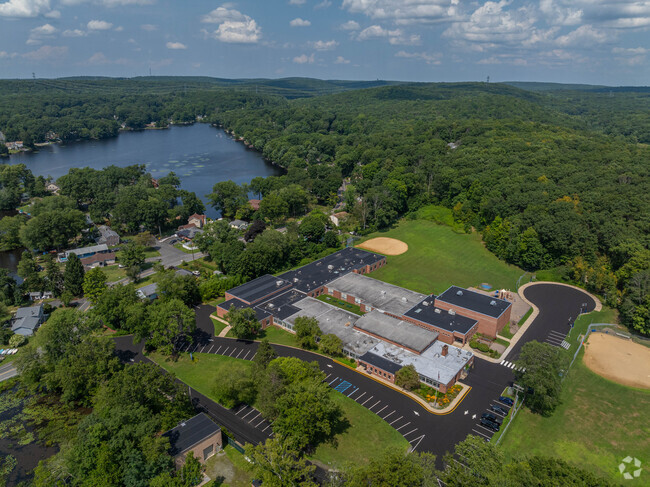 Arthur Stanlick Elementary School serves students grades 2-5.
