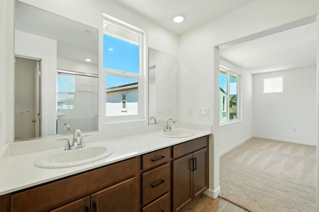 1384 Leonhardt Loop, Lincoln, CA 95648 - photo 7