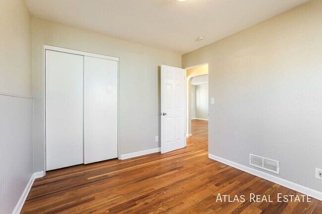 2241 N Moline St, Aurora, CO 80010 - photo 5